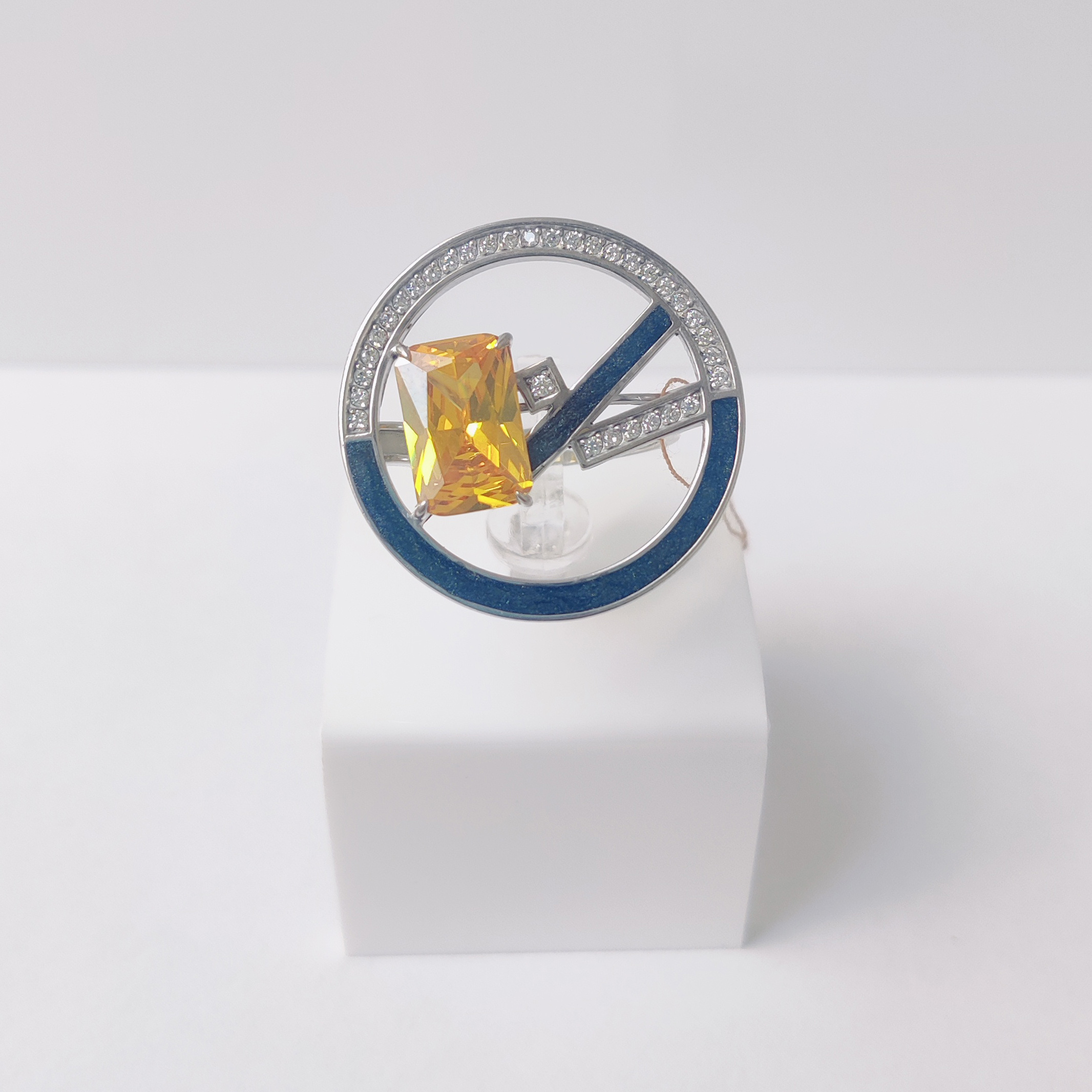 Ювелирное изделие - Бижутерное кольцо с фианитами в магазине Best-Gold 150803