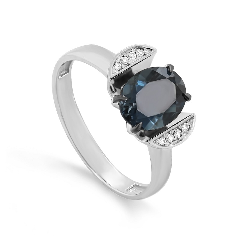 Ювелирное изделие - Кольцо из белого золота с топазом и бриллиантами в магазине Best-Gold 132519